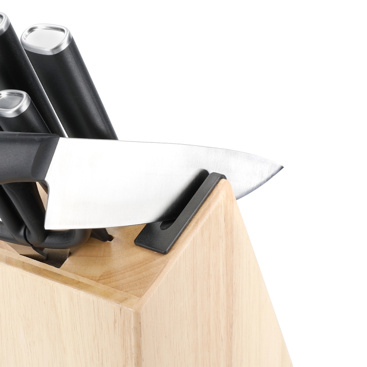 Ostrza z wysokowęglowej stali japońskiej w zestawie noży KitchenAid