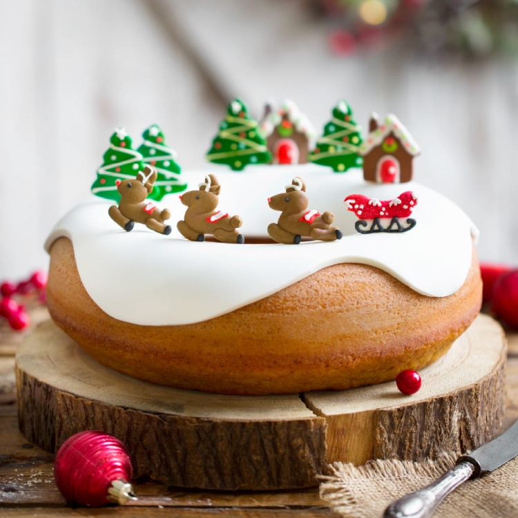 Formy do pieczenia na Boże Narodzenie marki Decora dostępne w sklepie leduvel.mom